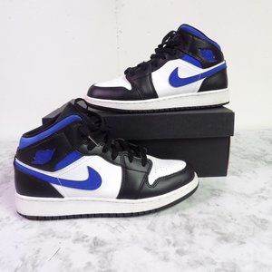 Nike Air Jordan 1 Mid GS Tennis Shoe
